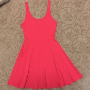 EXPRESS: Pink dress with zip up-back (XS)!